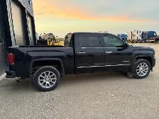 2016 GMC Denali - Photo 3