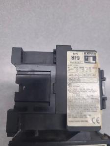 1 Contacteur Lovato 3 POLE 600VAC 25A 7.5HP USAGER USE A600-P600 - Photo 3