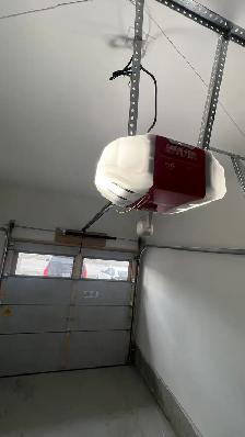 garage door opener - Photo 7