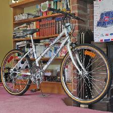 Vélo montagne 24' femme jantes chromées vintage 90e QUASI NEUVE - Photo 2