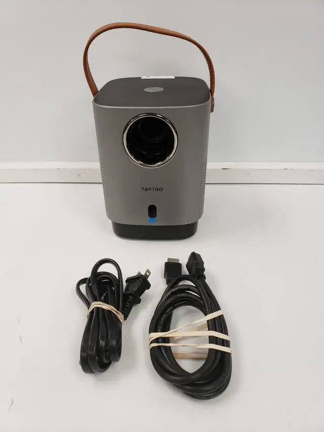 (B762) Toptro TR23 Projector