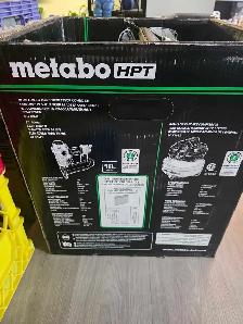 Metabo HPT Brad Nailer and Compressor Combo Kit - Photo 2