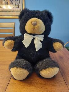BEAR – BLACK – PLUSH
