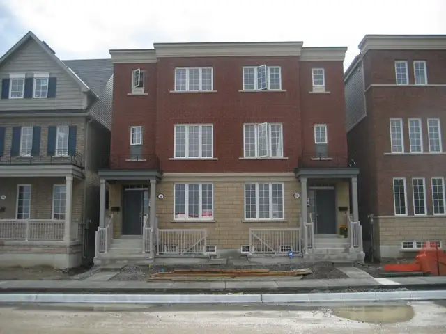 ★ Student Room for Rent ★ York University Village
