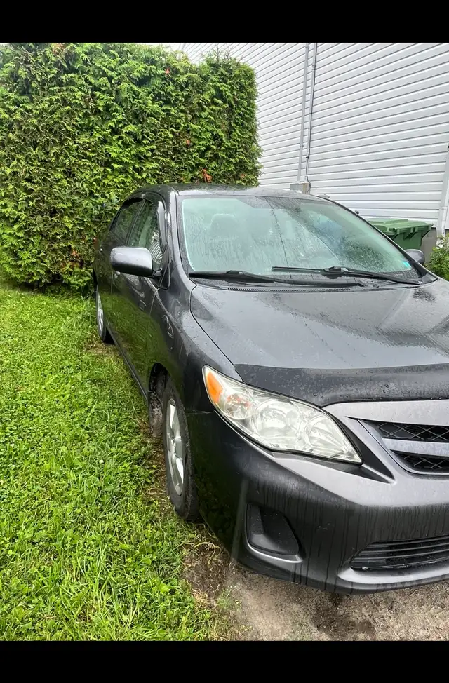 Toyota Corolla 2011 Gris