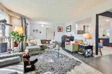 Beautifully maintained bungalow - Photo 2