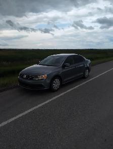 2016 Volkswagen Jetta - Photo 2