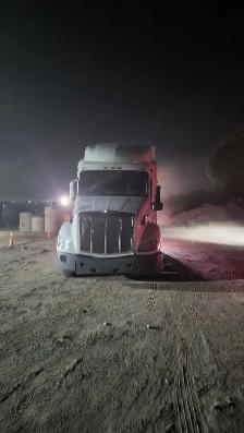 looking to hire a full time or part semi  truck body repa