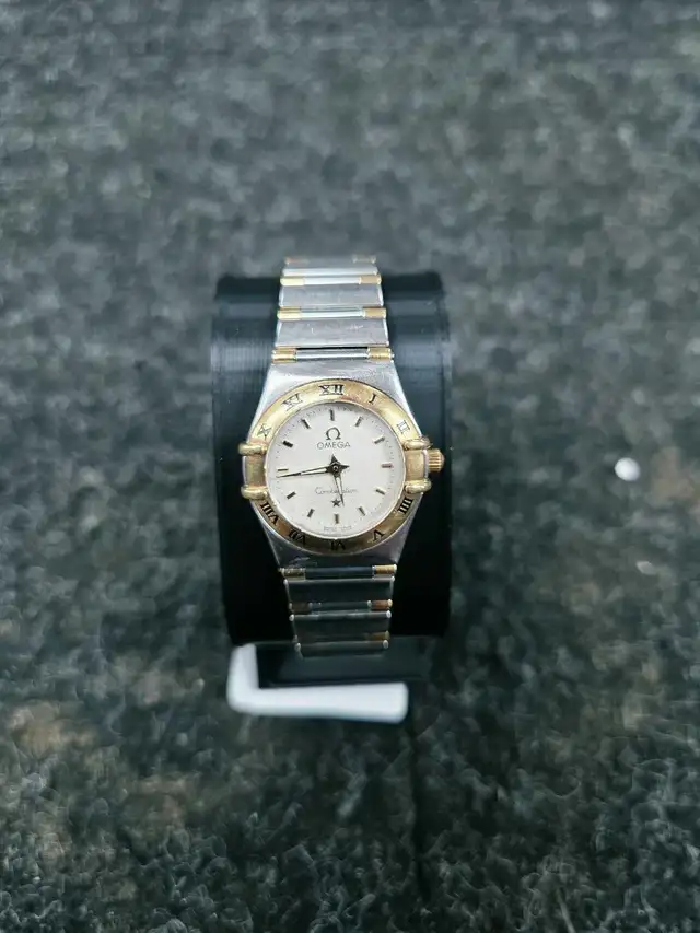 Montre Omega Constellation