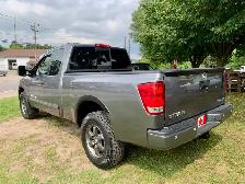 2014 NISSAN TITAN PRO4X 1 OWNER LOW KM CERTIFIED LOADED - Photo 7
