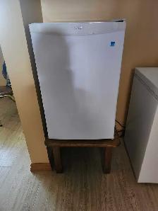 Bar fridge for sale - Photo 2