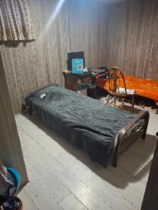 Sharing room for male student - Photo 3