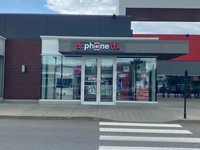 we trade in old phones !