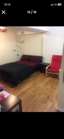 One bedroom basement - Photo 6