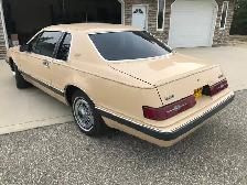 1983 Ford Thunderbird - Photo 2