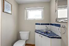 SPACIOUS NEW LISTING! 286 Eugenie St - Photo 9