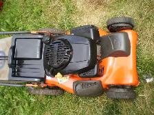 Husqvarna  21inch Self-Propelled gas   Lawnmower. - Photo 2