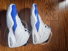 Men's Air Jordan's, B'Loyal-Size 10 - Photo 3