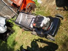 MURRAY   6.5HP  push  gas   Lawnmower.