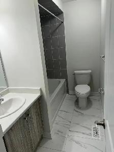 4 Bedroom Townhouse for rent from Sep 1 Brampton (Goreway/queen) - Photo 6