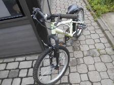 1-BICYCLETTE 20 POUCES POUR ENFANTS DE MARQUE TWENTY GLOW 7 VIT. - Photo 2