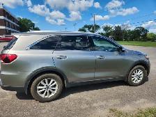 2019 Kia Sorento LX - Photo 2