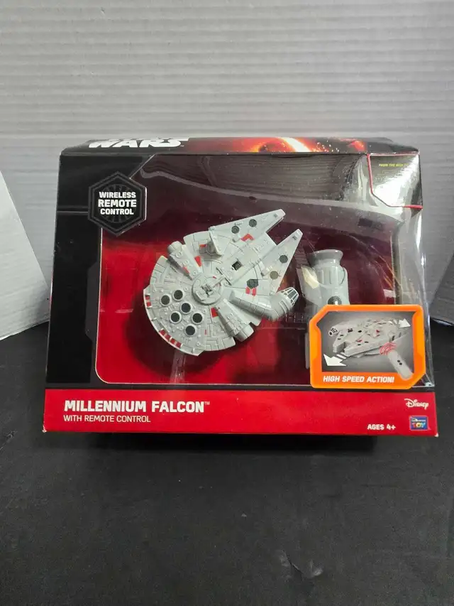 Star Wars Small Remote Control Millenium Falcon