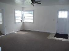 THREE BEDROOM HOME WITH GARAGE - Photo 7