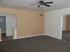 THREE BEDROOM HOME WITH GARAGE - Photo 8