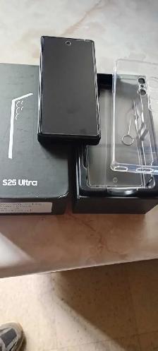 Samsung S26 Ultra new in box.