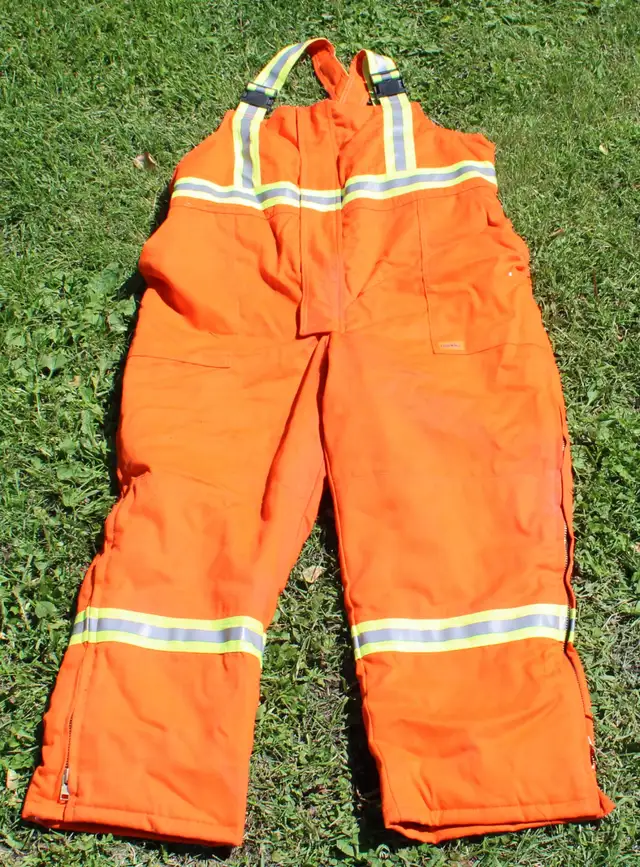 MEN'S 2XLR FIREWALL INSULATED BIB OVERALLas pictured ( SEE WHAT