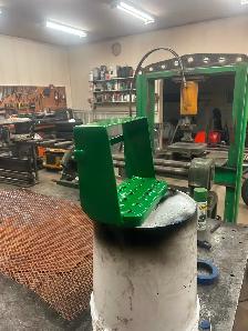Compact tractor step - Photo 2
