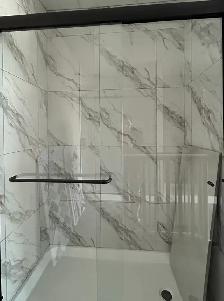 Modern Shower Doors - Photo 2