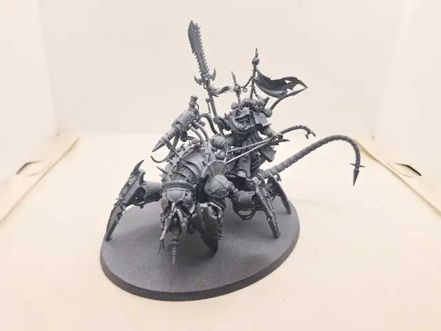 Warhammer 40k Lord Discordant Chaos Space Marine Primed Gray
