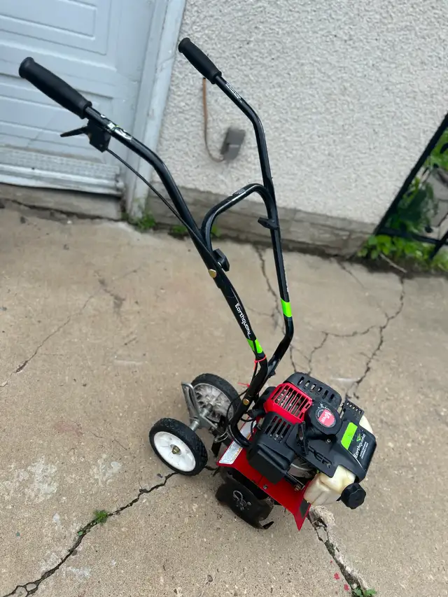ONE GOOD EARTHQUAKE 2CYCLE VIPER CULTIVATORAS PICTURED
