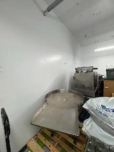 MASSIVE COMMERCIAL KITCHEN & EQUIPMENT CLEAROUT SALE - Photo 8