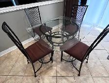 Dining table for sale - Photo 2