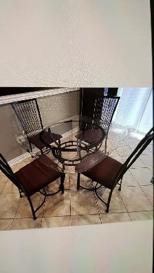 Dining table for sale - Photo 4