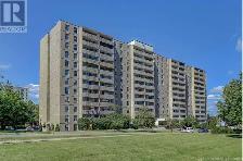 Spacious 1-Bedroom Condo for Rent – Kennedy & Ellesmere - Photo 3