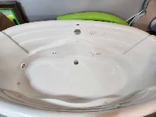 NEW MAAX Whirlpool Tub WITH ELECTRONIC CONTROLS $900