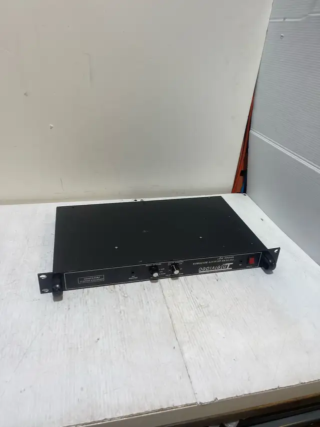 Intelvideo Picture Quality Restorer Model HQs