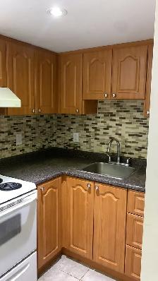 2 Bedroom Basement Available for Rent – Girls Only - Photo 4