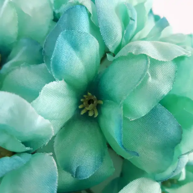 1 BEAU BOUQUET DE FLEUR NEUD TURQUOISE DÉCO OU CADEAU: $5.00