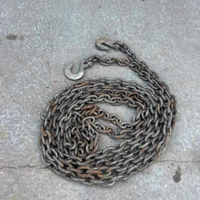5/16in. x 22ft. Grade 43 Utility Chain with Grab & Slip Hooks
