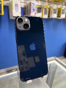 iPhone 13 128gb (Store Warranty)