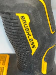 DEWALT 20V Compact 1/2-inch Drill - Photo 4