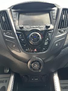 2014 Hyundai Veloster - Photo 19