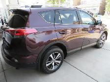 2018 Toyota RAV4 XLE /AWD Mint Condition - Photo 9