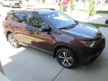 2018 Toyota RAV4 XLE /AWD Mint Condition - Photo 10