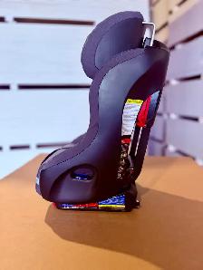 Clek foonf convertible car seat - Photo 2